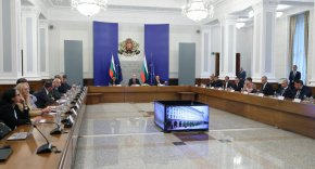 Назначиха нови заместник-министри в ключови ведомства 