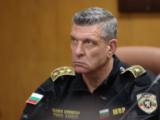 Кандев аут от МВР
