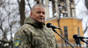 Залужни е уведомил Зеленский, че ще се кандидатира за президент