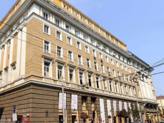  Ректор си написа декларация в защита, самонарече се "изтъкнат учен и експерт"   
