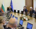 Властта уреди скандален ръст на заплатите на шефове на комисии и агенции 