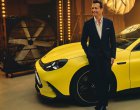 Гейбриъл Махт застава до новия Mercedes-AMG GT 4-Door Coupé в нова рекламна кампания
