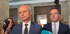 Между позора и войната, вие избрахте позора, за да получите и войната. Това направи днес Радев: Костадинов