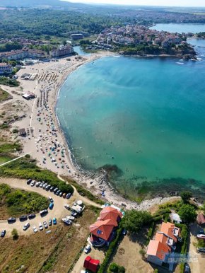 
Лазурен бряг - Нестинарка и Василико, Царево: ФОТО НА ДЕНЯ  