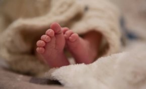 Разследват смъртта на две неродени бебета във Варна