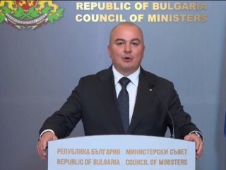 500 хил. евро за лаборатория, която ще проверява дали бг розово масло е истинско