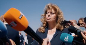 Използването на националната сигурност за партийни цели е предателство към България: Йотова
