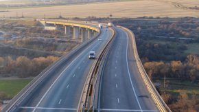 Проверяват и служители на МРРБ и АПИ по казуса със строежа на АМ Хемус 