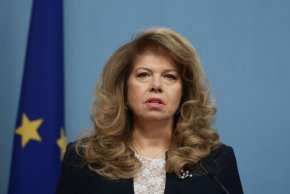  Йотова отменя планираните предизборни срещи