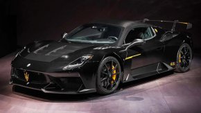 Stellantis няма да продава Maserati въпреки загубата от 22,3 млрд. евро през 2025 г.