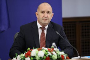 Н. Пр. Радев с остро писмо до ЕП: Български евродепутати използват институцията за предизборна кампания