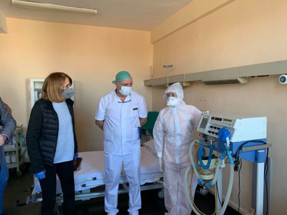 И в Първа градска болница лекуват пациенти с Ковид 19