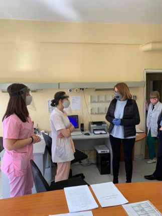 И в Първа градска болница лекуват пациенти с Ковид 19