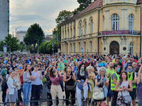 Хиляди на протест в защита на българската природа