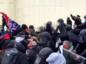 Протестът влезе в US парламента
