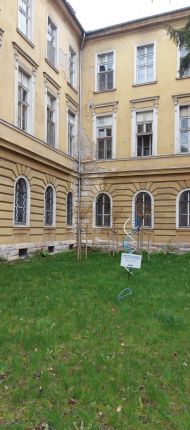 Александровската болница след министър Ботокс