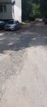 „Готово” е, но никак не е хубаво: Ремонт от кмета на Кр.село заради незаконен блок