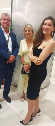  Летисия Каста помни България