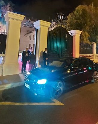 На парти с М. Бакалова, довечера и на бала на Шарън Стоун