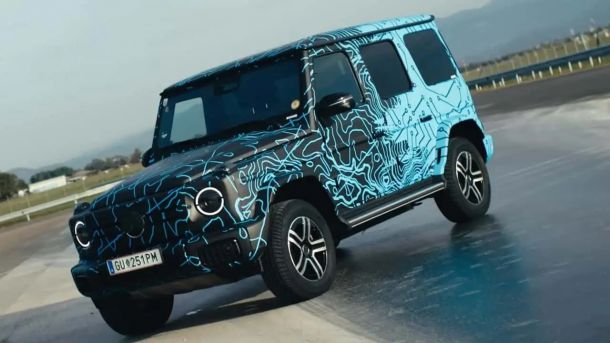 Mercedes с нова електрическа G-класа