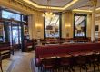 ДА! Le Deux Magots, където духът на Одри още витае – там е любимата й закуска, не в Тифани  
