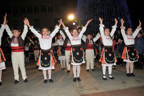 Коледна украса из България