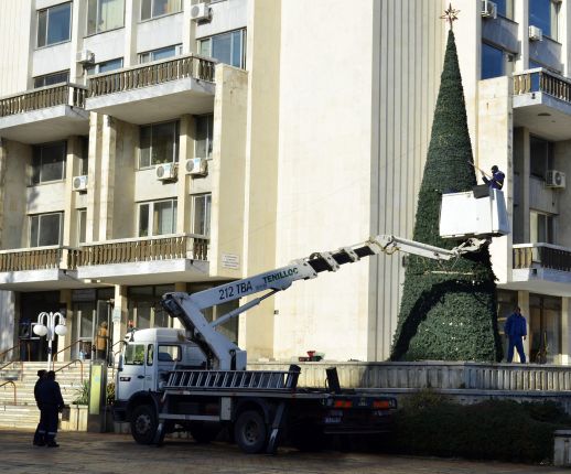 Коледна украса из България