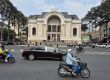  Сърп и Чук, Майбах и Вюитон: Сайгонска сага