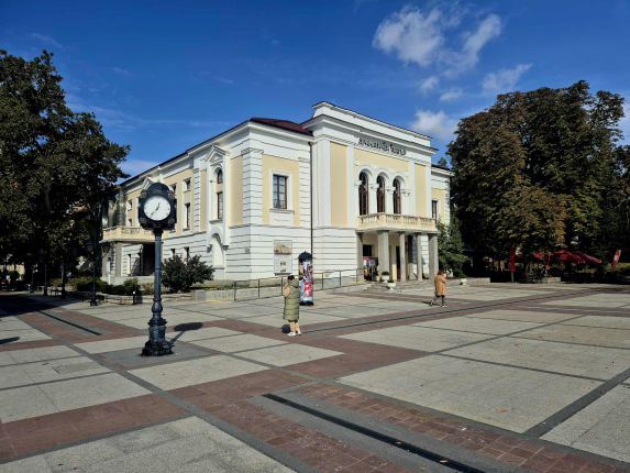 Красив, но изоставен/изпразнен град: Видин наесен