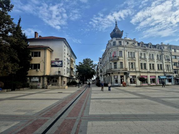 Красив, но изоставен/изпразнен град: Видин наесен
