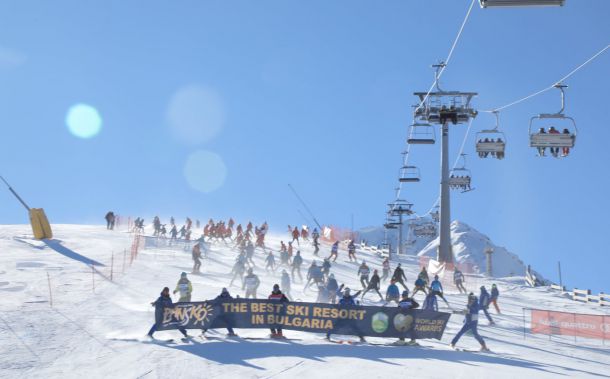 Световни ски легенди премериха сили на откриването на сезона в Банско