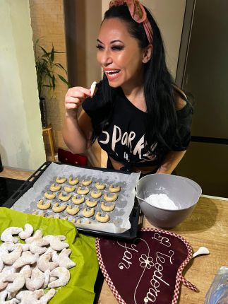   Как Теди Кацарова пече чешки рохли  