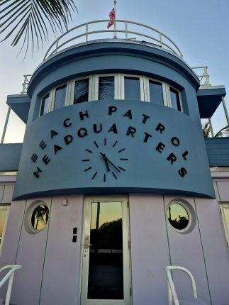 Защо светлините на Маями са магнит за милиардери и звезди 100 г. след Ар Нуво