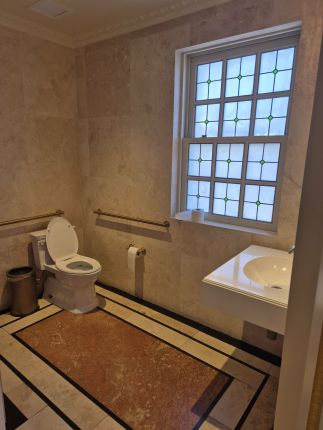   ДА! Versace: Добре дошли в къщата на гения в Маями с нас