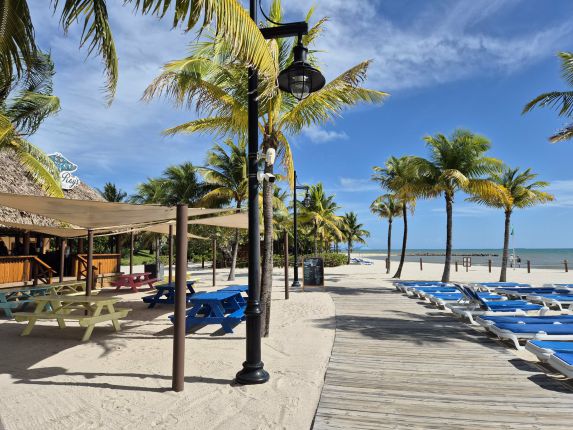 Белиз: Най-големият риф и безкрайното спокойствие 