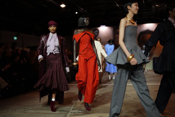 Кралят на ревю след ареста на брат му 