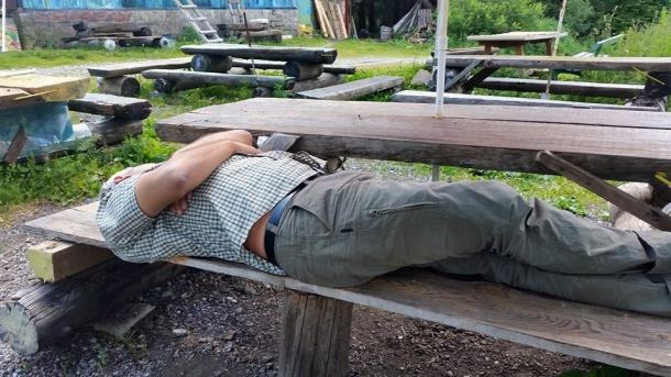 Наздраве, г-н вътрешен МИНИСТЪР