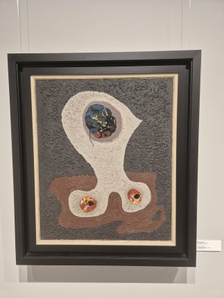  Жорж Папазов с картини и книга на Шипка 6 