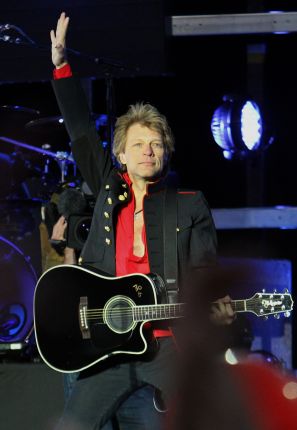 Bon Jovi взриви Националния стадион в София