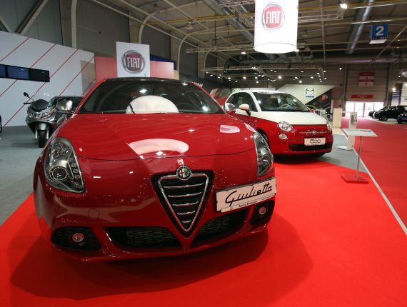 Автосалон, София, юни 2013 г.