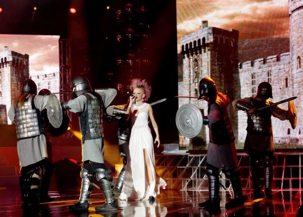 Менторска война в X Factor