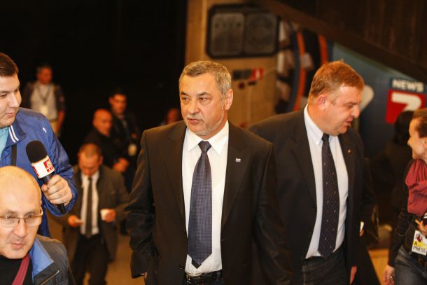 Изборна нощ