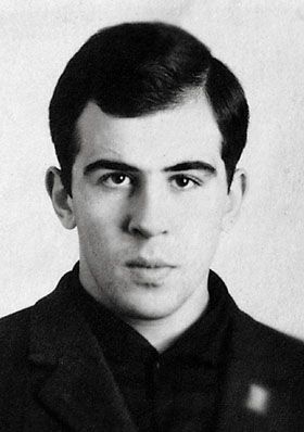Снимки на известни политици на младини