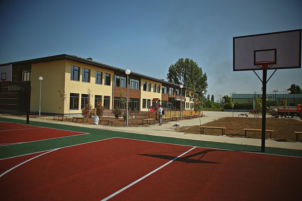 84 ОУ "Васил Левски" в Герман