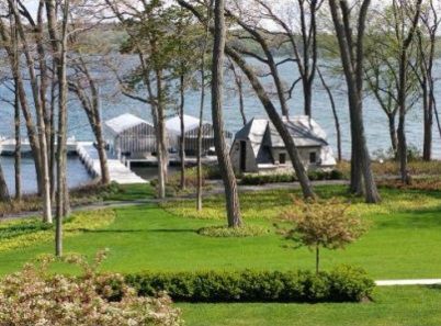 Виж женевското имение на Цветан Василев