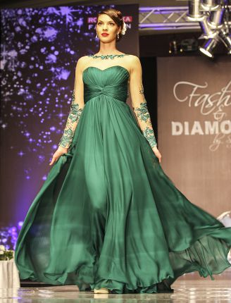 Fashion and Diamonds - ревю на София Борисова за Романтика Фешън