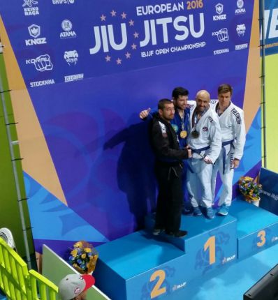 Еврошампион по сумо стана вице по жиу жицу