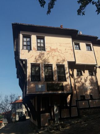  Столица на културата ли? Руши се!