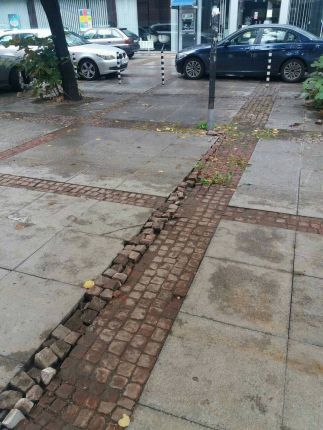  Градската градина пак става паркинг