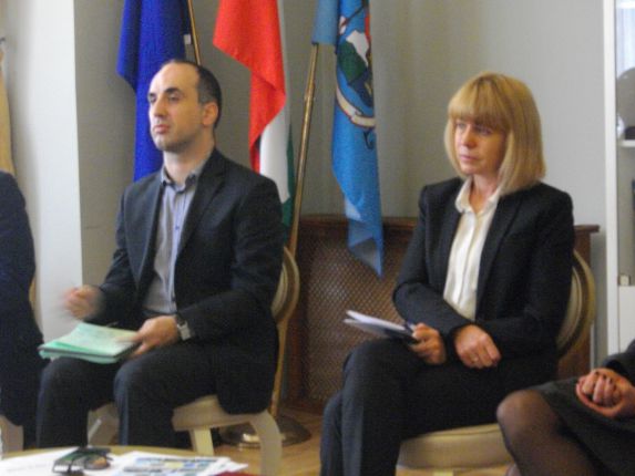 Бизнесът и кметът се разбраха за безизкопни работи, безкомпромисни срокове и срещу сивия сектор